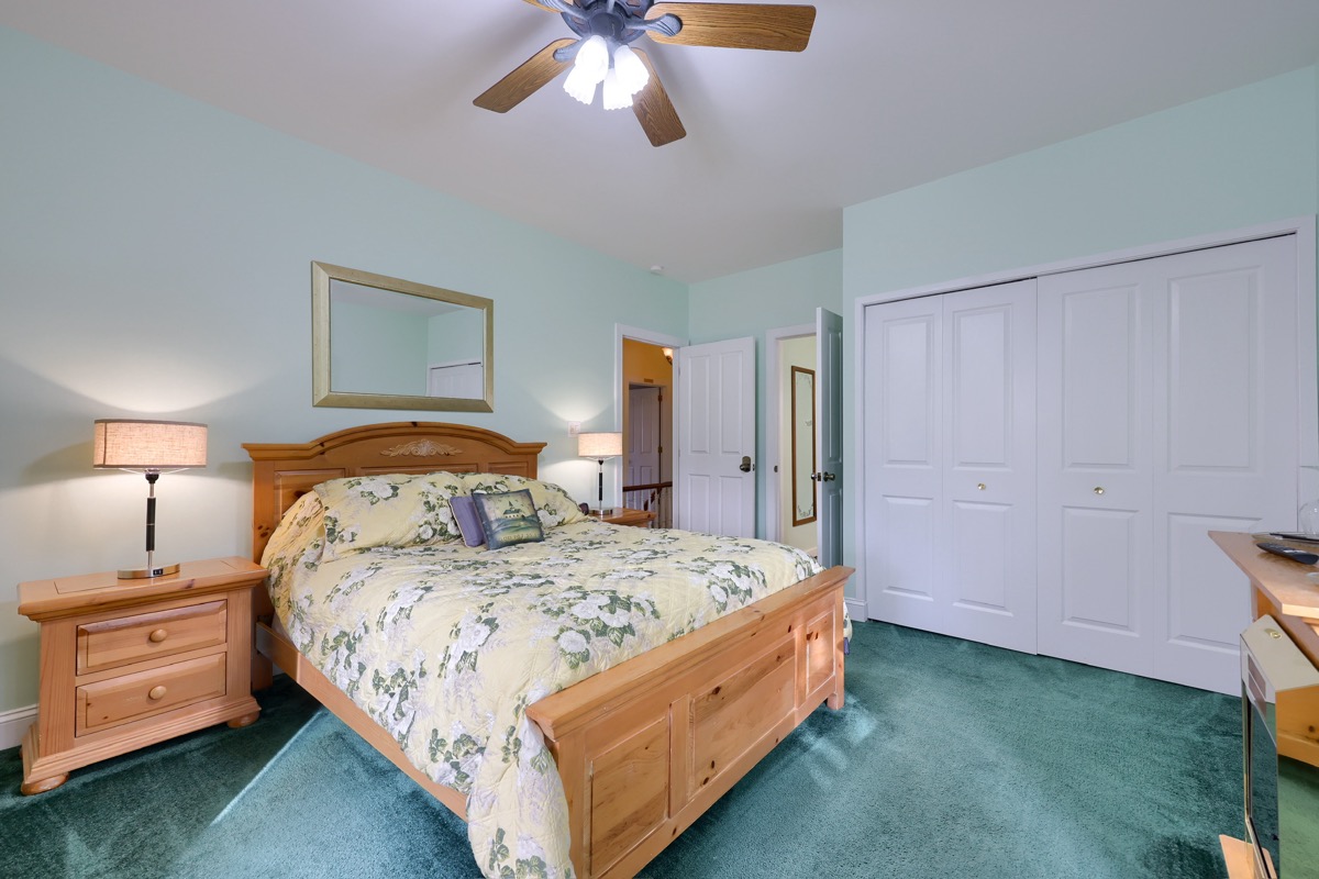 The Emerald Room - alternate view